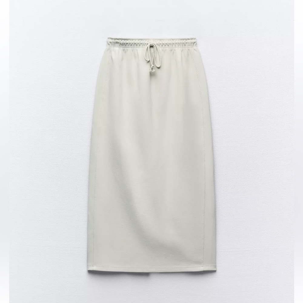 Zara Clean Interlock Plush Midi Skirt